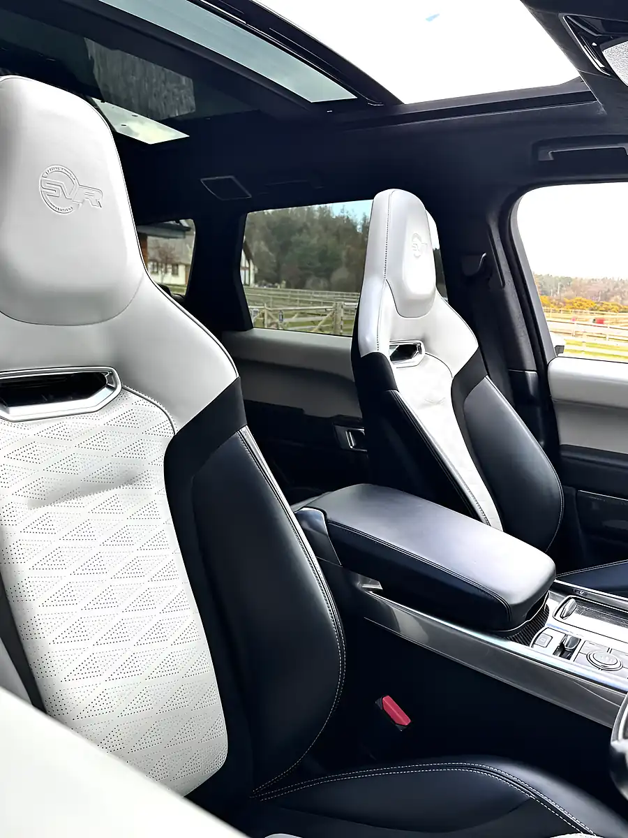 Used 2019 Land Rover Range Rover Sport Svr Grey - Interior and Exterior details 7