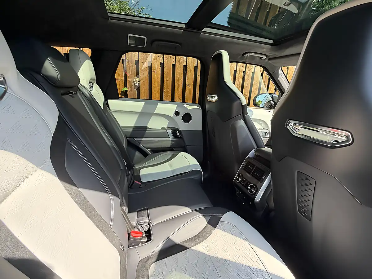 Used 2019 Land Rover Range Rover Sport Svr Grey - Interior and Exterior details 13