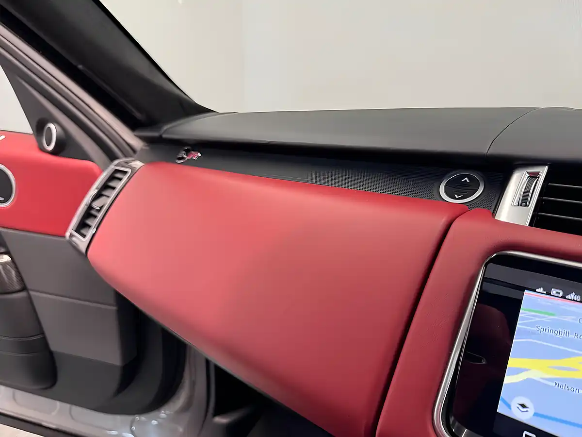 Used 2019 Land Rover Range Rover Sport Svr White - Interior and Exterior details 12