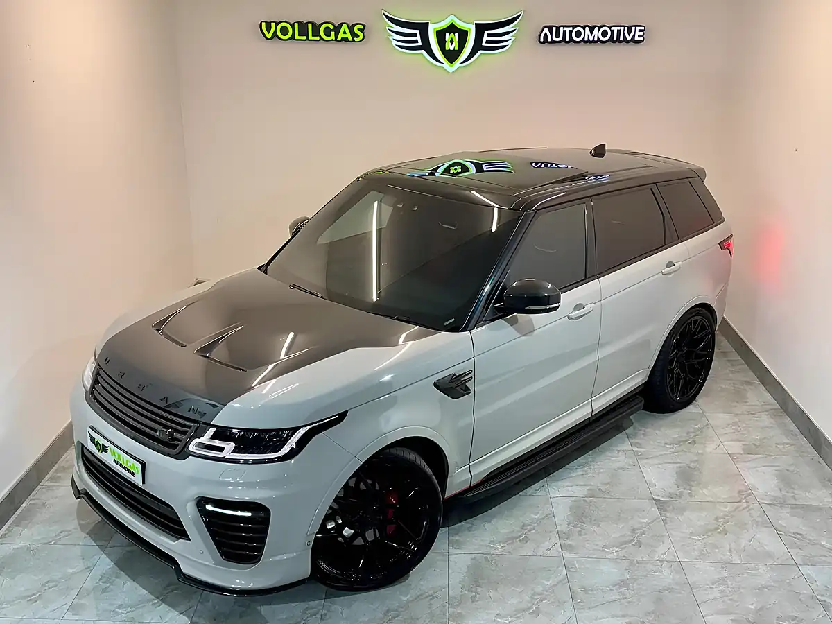 Used 2019 Land Rover Range Rover Sport Svr White - Interior and Exterior details 3