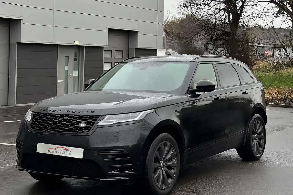 Used 2019 Land Rover Range Rover Velar Black - Front View