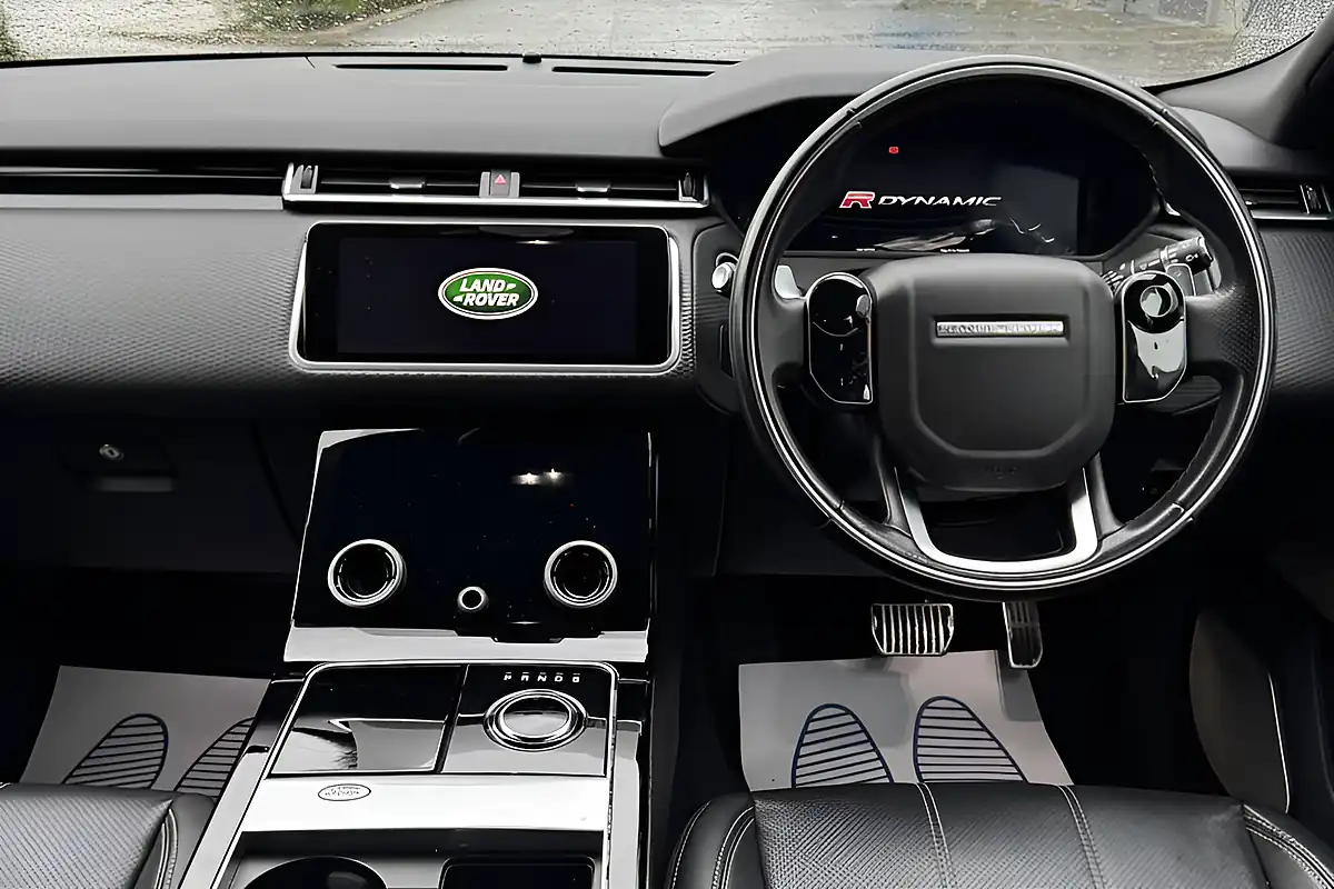 Used 2019 Land Rover Range Rover Velar Black - Interior and Exterior details 8