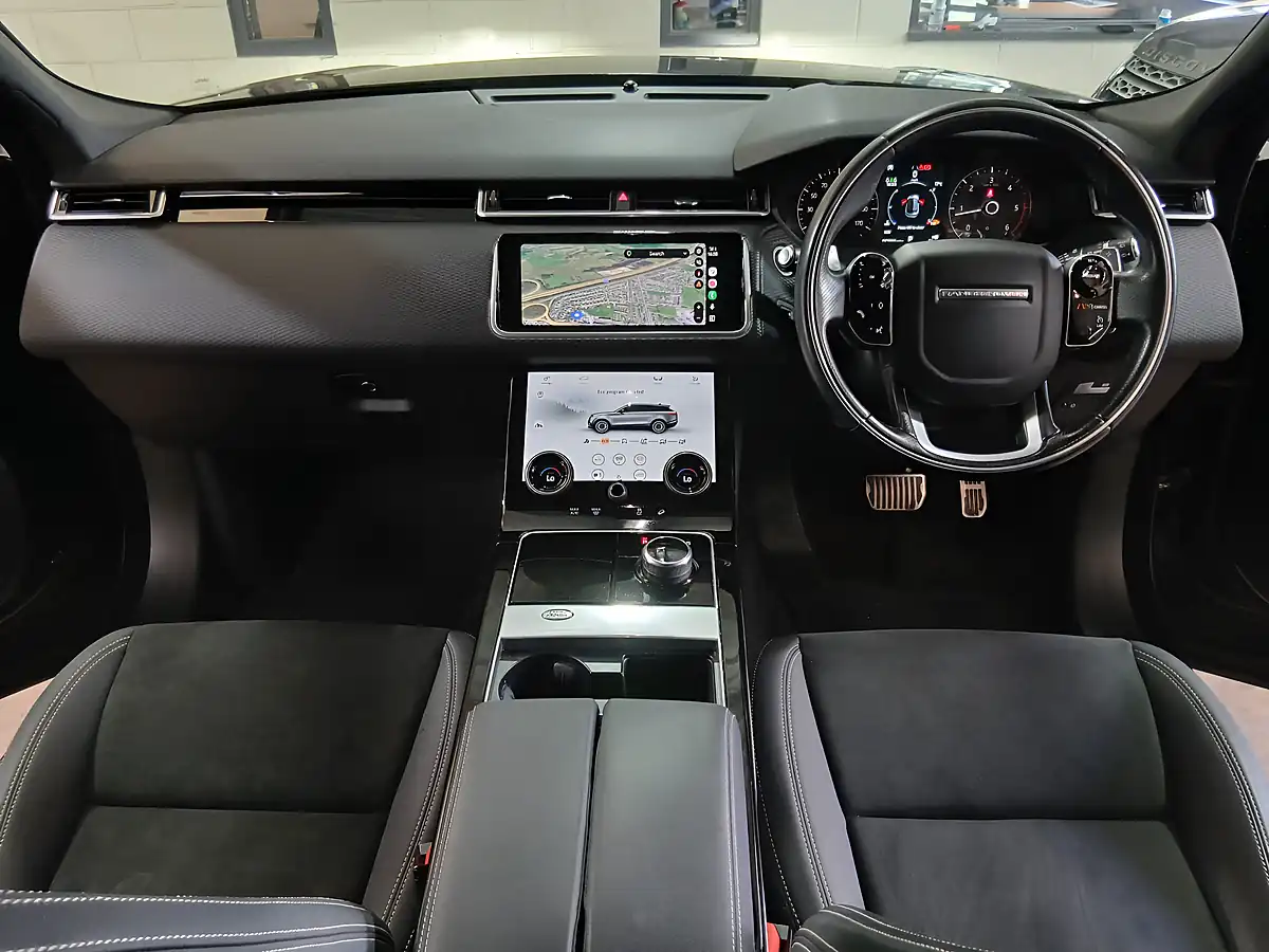 Used 2019 Land Rover Range Rover Velar R-Dynamic Black - Interior and Exterior details 11