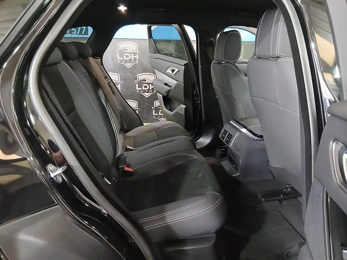 Used 2019 Land Rover Range Rover Velar R-Dynamic Black - Interior and Exterior details 18