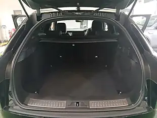 Used 2019 Land Rover Range Rover Velar R-Dynamic Black - Interior and Exterior details 20