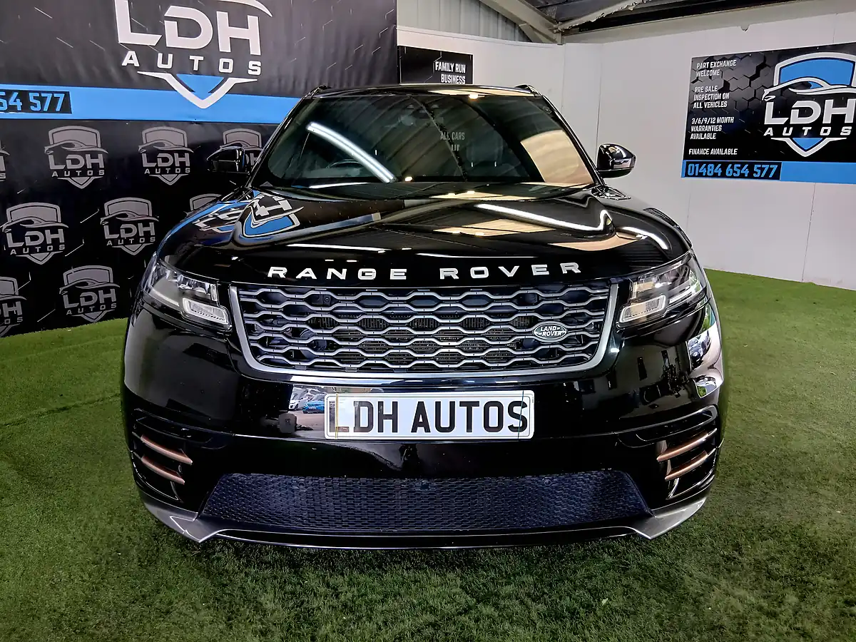 Used 2019 Land Rover Range Rover Velar R-Dynamic Black - Interior and Exterior details 8