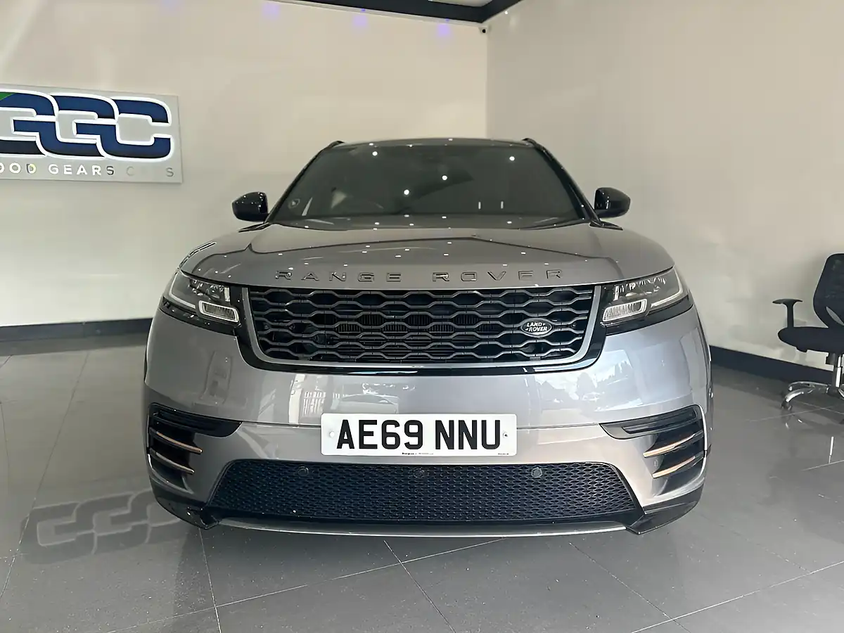 Used 2019 Land Rover Range Rover Velar R-Dynamic Grey - Interior and Exterior details 6