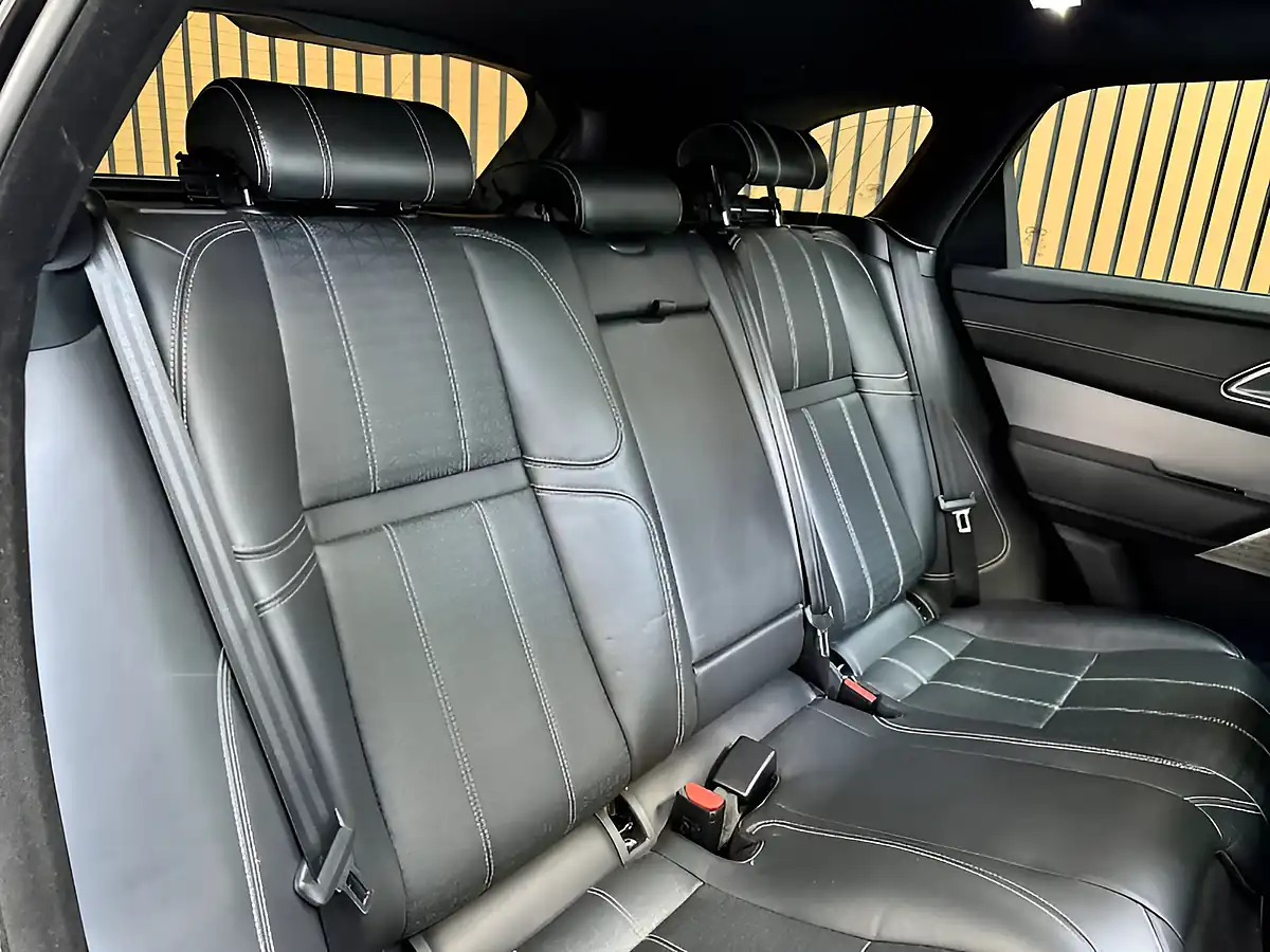 Used 2019 Land Rover Range Rover Velar R-Dynamic Hse Black - Interior and Exterior details 14