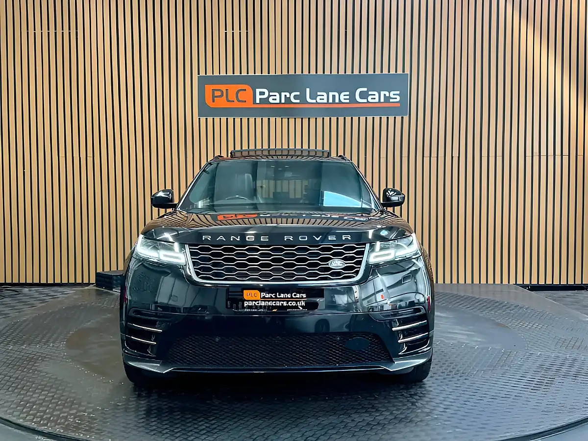 Used 2019 Land Rover Range Rover Velar R-Dynamic Hse Black - Interior and Exterior details 9