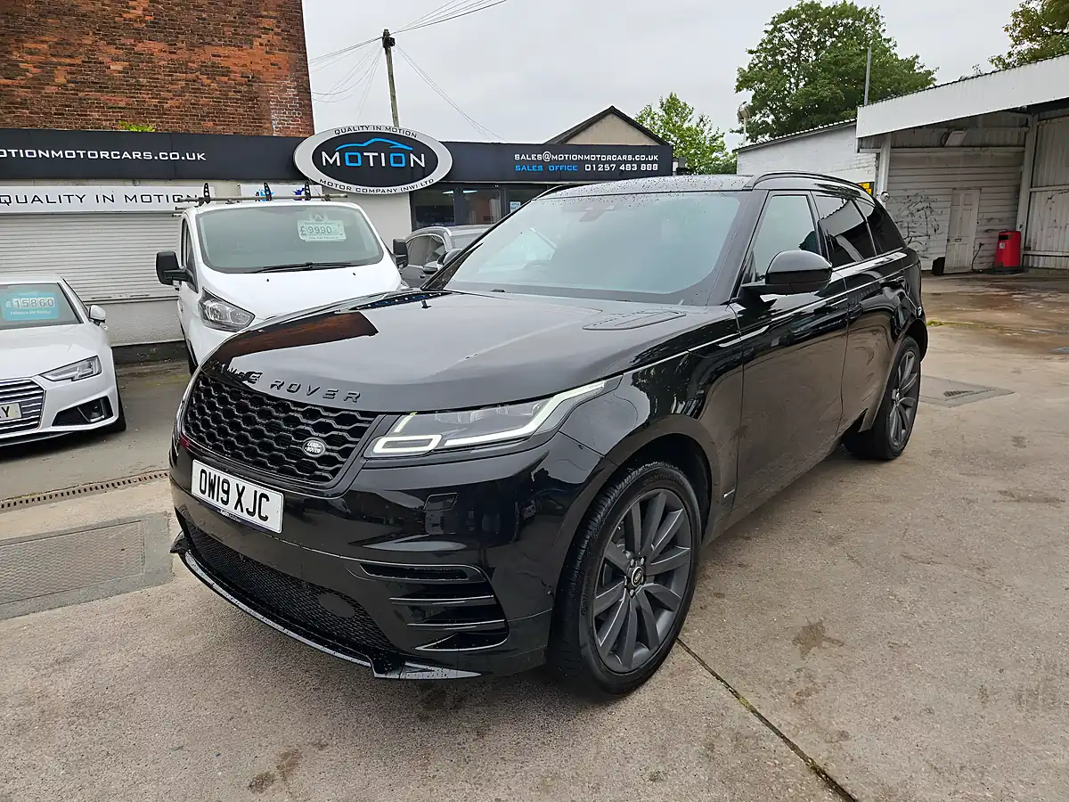 Used 2019 Land Rover Range Rover Velar R-Dynamic Hse Black - Interior and Exterior details 2
