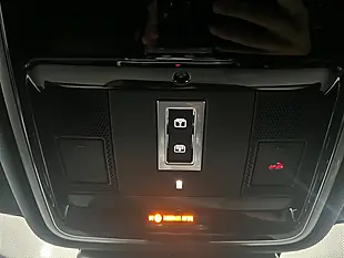 Used 2019 Land Rover Range Rover Velar R-Dynamic Hse Black - Interior and Exterior details 14
