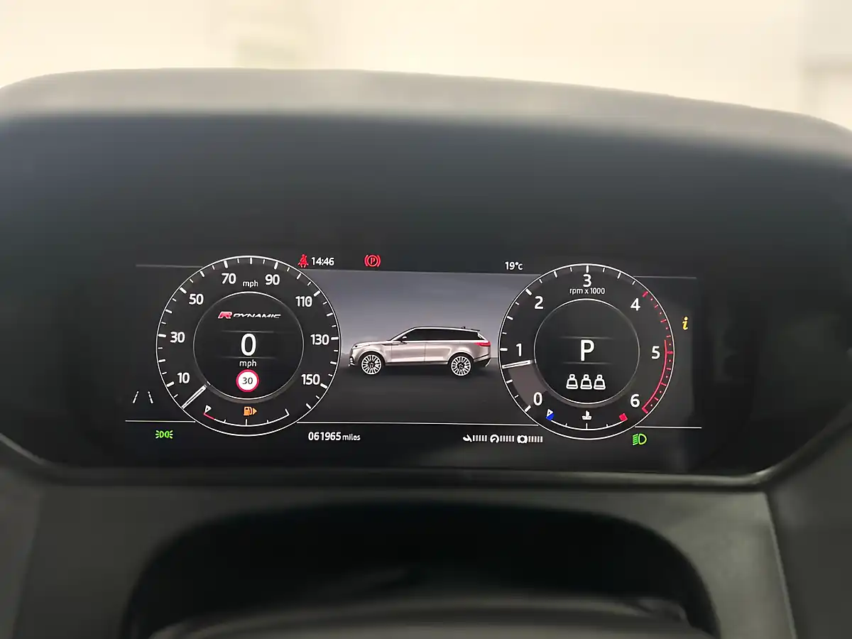 Used 2019 Land Rover Range Rover Velar R-Dynamic Hse Black - Interior and Exterior details 20