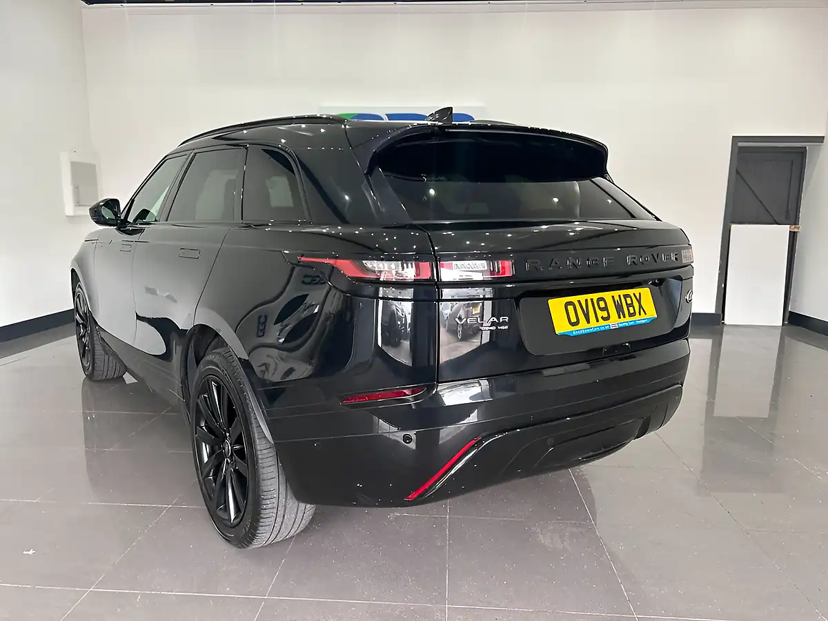 Used 2019 Land Rover Range Rover Velar R-Dynamic Hse Black - Interior and Exterior details 5