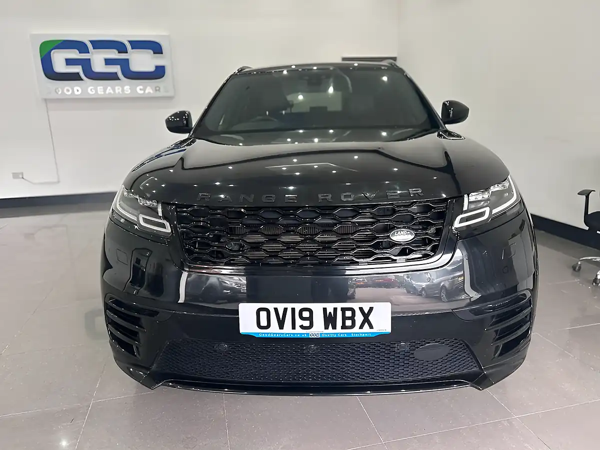 Used 2019 Land Rover Range Rover Velar R-Dynamic Hse Black - Interior and Exterior details 6