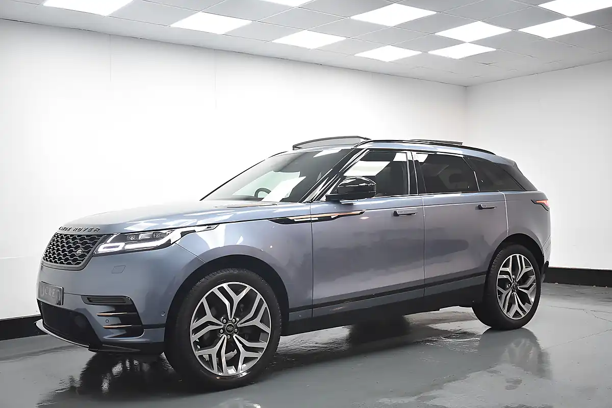 Used 2019 Land Rover Range Rover Velar R-Dynamic Hse Blue - Interior and Exterior details 13