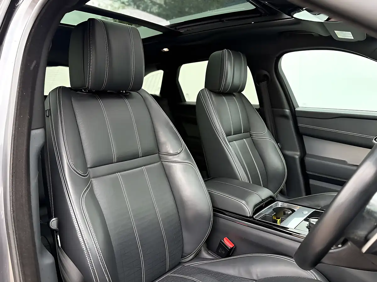 Used 2019 Land Rover Range Rover Velar R-Dynamic Hse Eiger Grey - Interior and Exterior details 19