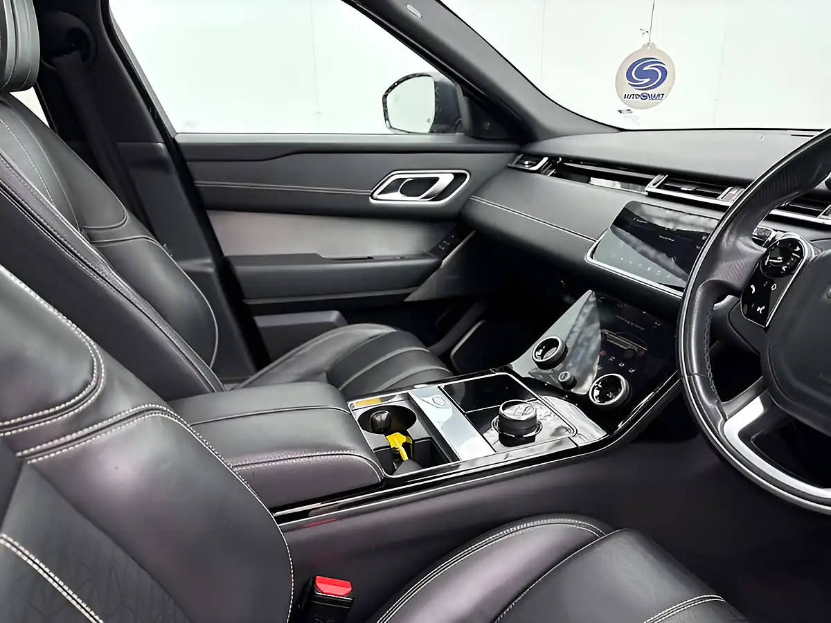 Used 2019 Land Rover Range Rover Velar R-Dynamic Hse Eiger Grey - Interior and Exterior details 20