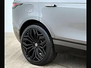 Used 2019 Land Rover Range Rover Velar R-Dynamic Hse Eiger Grey - Interior and Exterior details 9