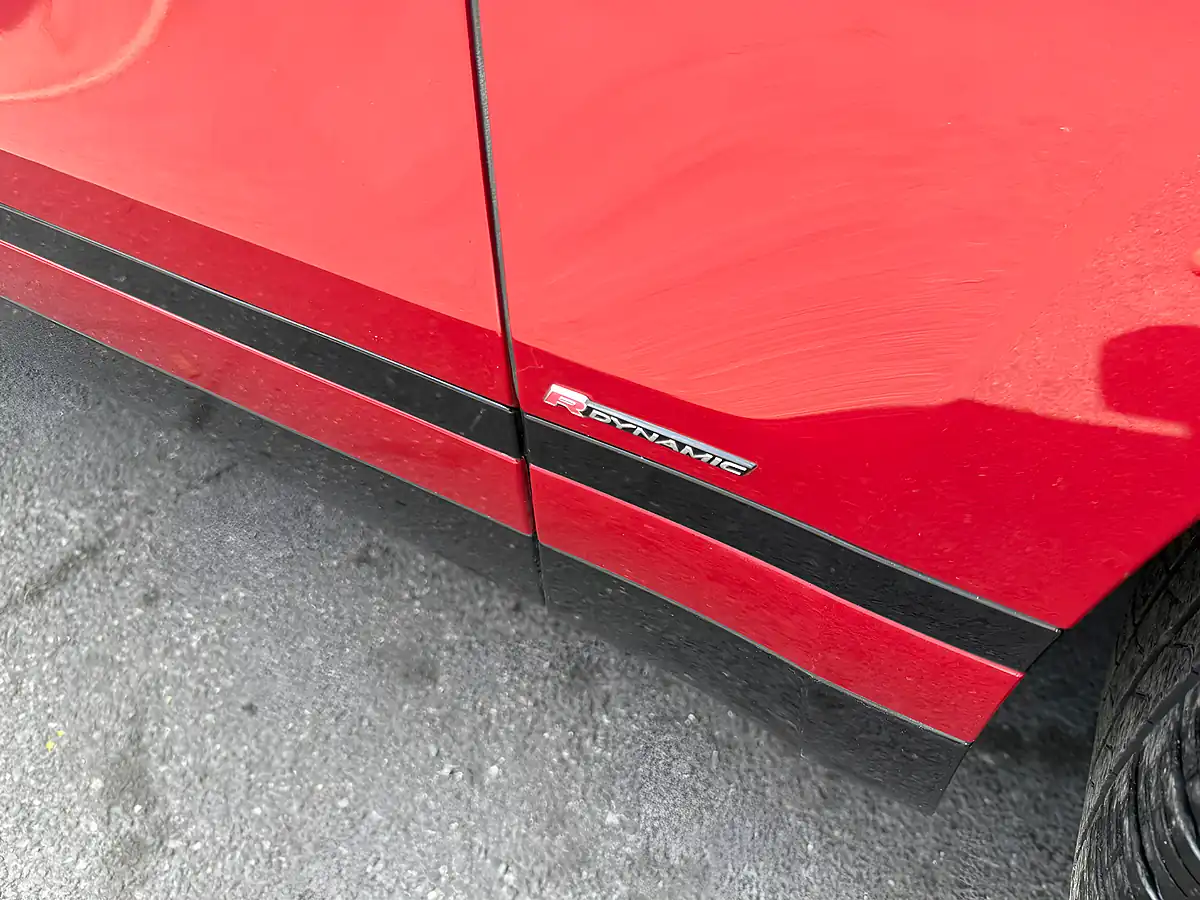 Used 2019 Land Rover Range Rover Velar R-Dynamic Hse Firenze Red - Interior and Exterior details 11