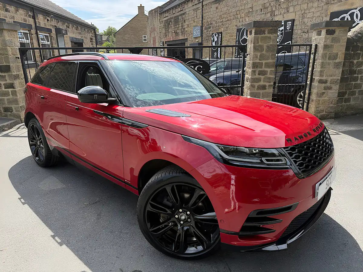 Used 2019 Land Rover Range Rover Velar R-Dynamic Hse Firenze Red - Interior and Exterior details 6