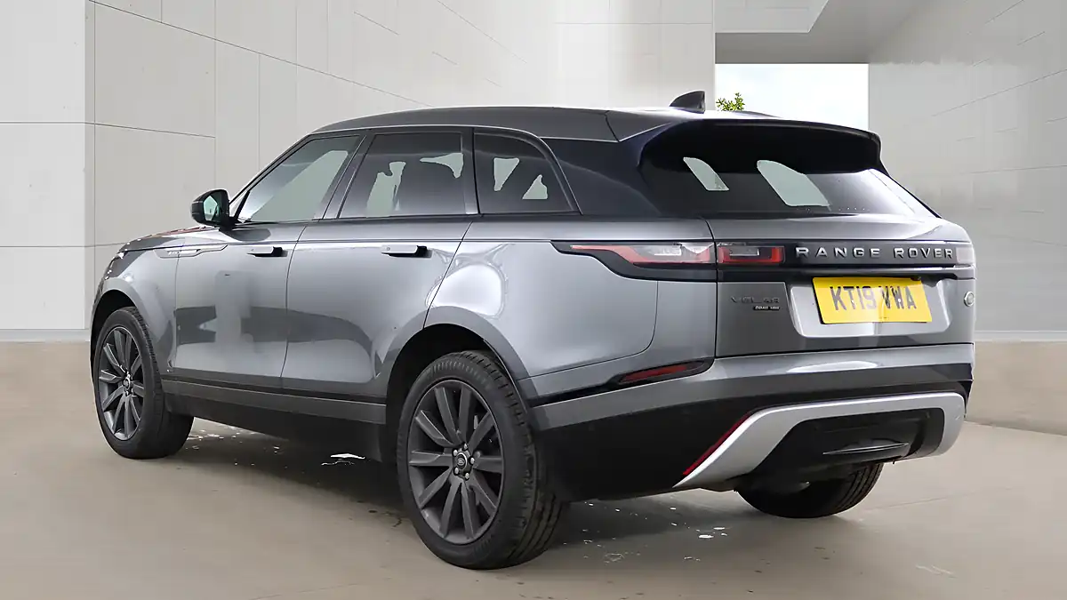 Used 2019 Land Rover Range Rover Velar R-Dynamic Hse Grey - Interior and Exterior details 6