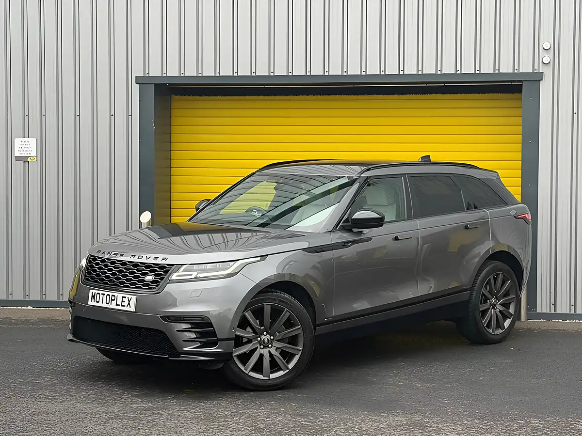 Used 2019 Land Rover Range Rover Velar R-Dynamic Hse Grey - Interior and Exterior details 14