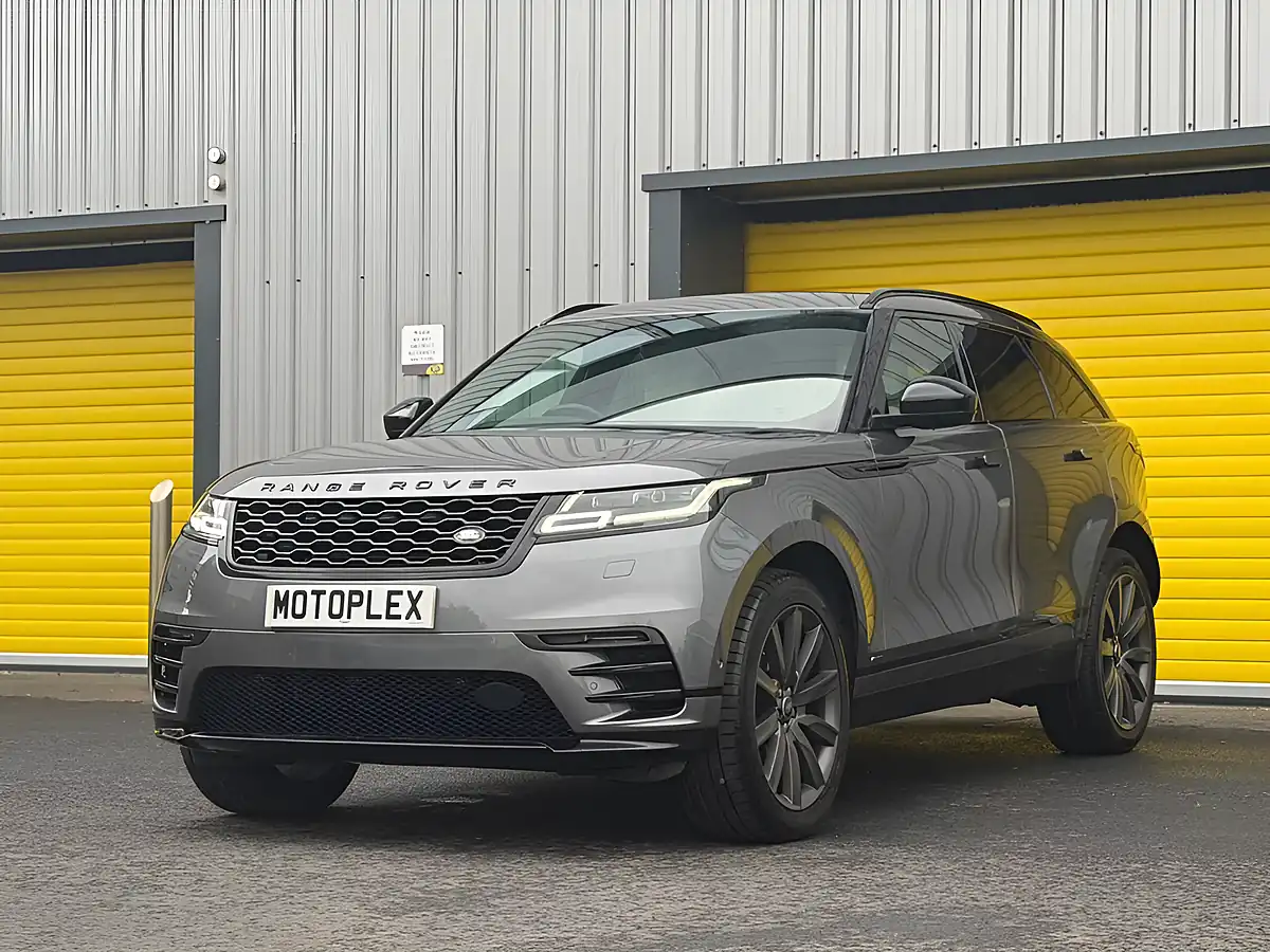 Used 2019 Land Rover Range Rover Velar R-Dynamic Hse Grey - Interior and Exterior details 5