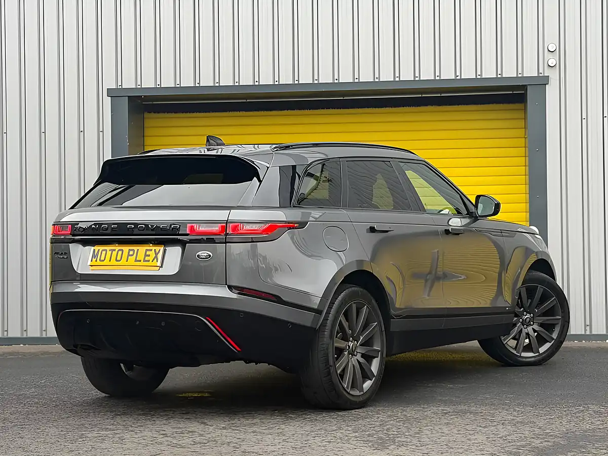 Used 2019 Land Rover Range Rover Velar R-Dynamic Hse Grey - Interior and Exterior details 7