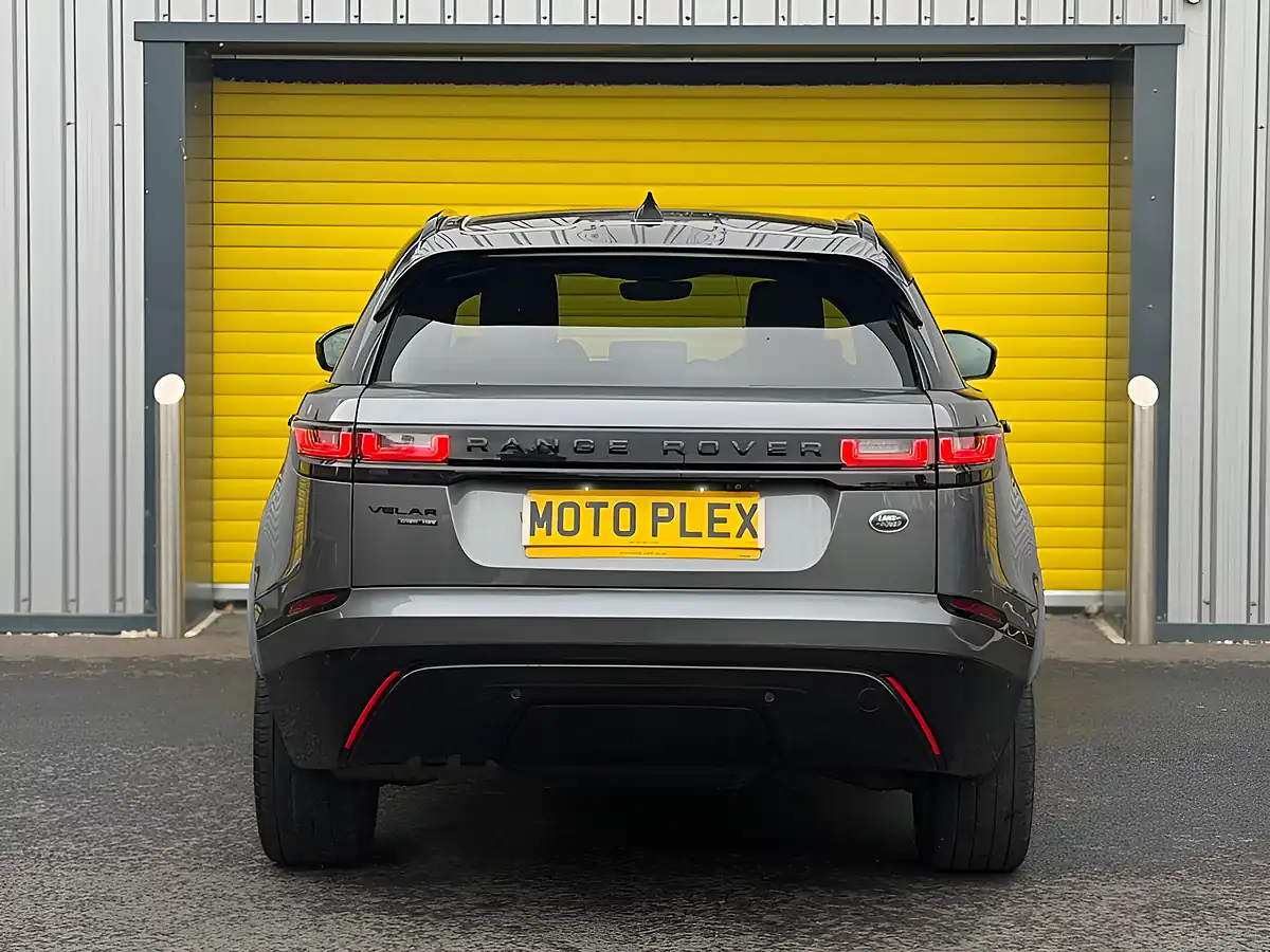 Used 2019 Land Rover Range Rover Velar R-Dynamic Hse Grey - Interior and Exterior details 8