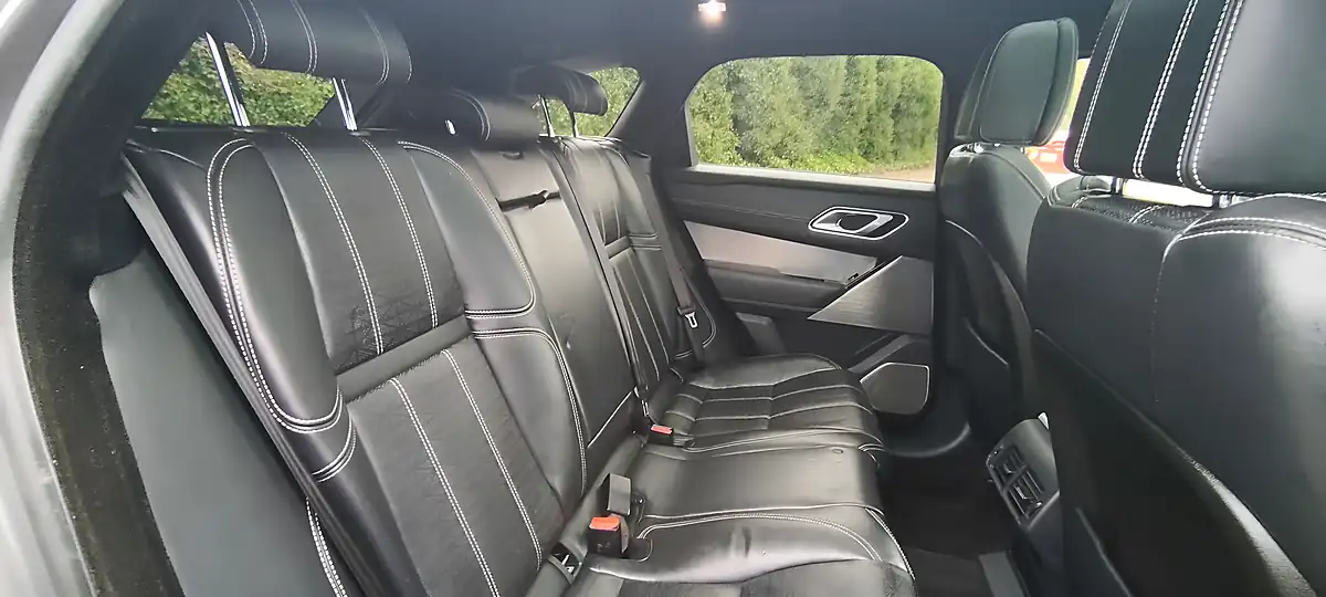 Used 2019 Land Rover Range Rover Velar R-Dynamic Hse Grey - Interior and Exterior details 14