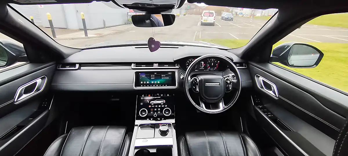 Used 2019 Land Rover Range Rover Velar R-Dynamic Hse Grey - Interior and Exterior details 16