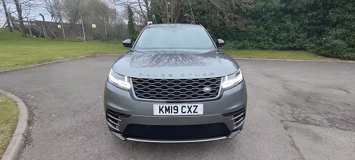 Used 2019 Land Rover Range Rover Velar R-Dynamic Hse Grey - Interior and Exterior details 8
