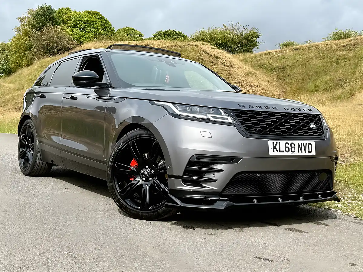 Used 2019 Land Rover Range Rover Velar R-Dynamic Hse Grey - Front View