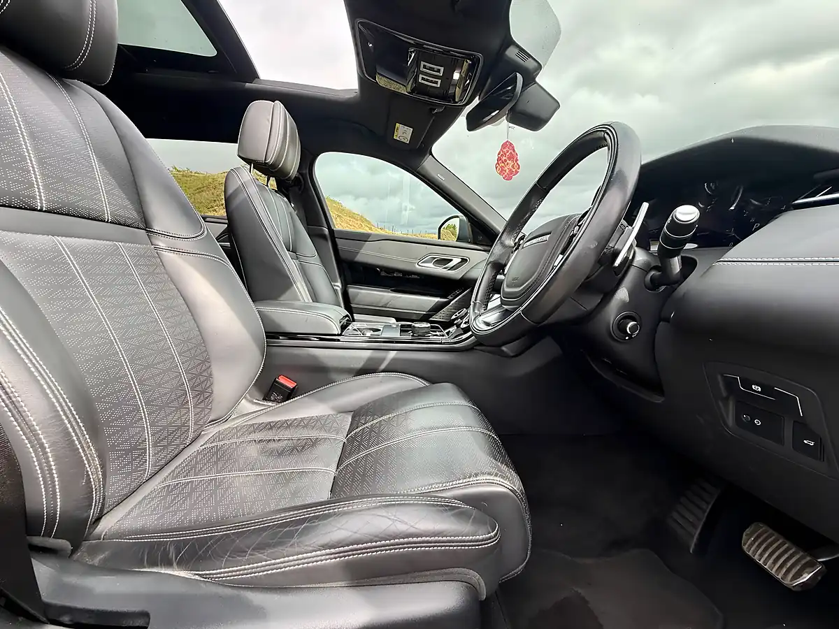 Used 2019 Land Rover Range Rover Velar R-Dynamic Hse Grey - Interior and Exterior details 11