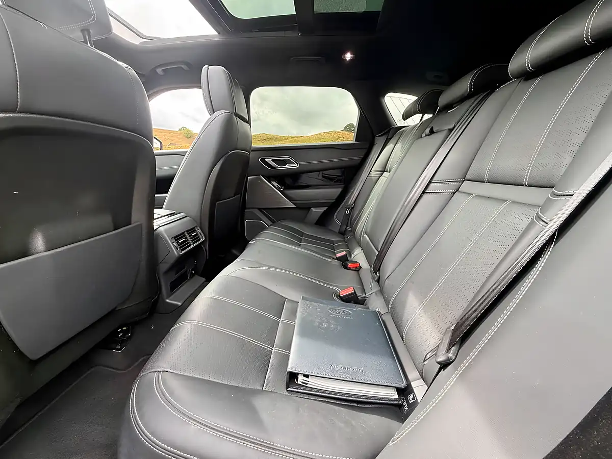 Used 2019 Land Rover Range Rover Velar R-Dynamic Hse Grey - Interior and Exterior details 20