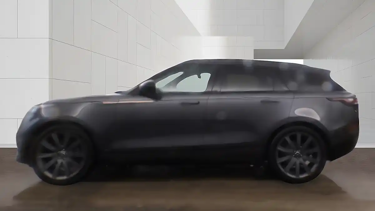 Used 2019 Land Rover Range Rover Velar R-Dynamic Hse Grey - Interior and Exterior details 4