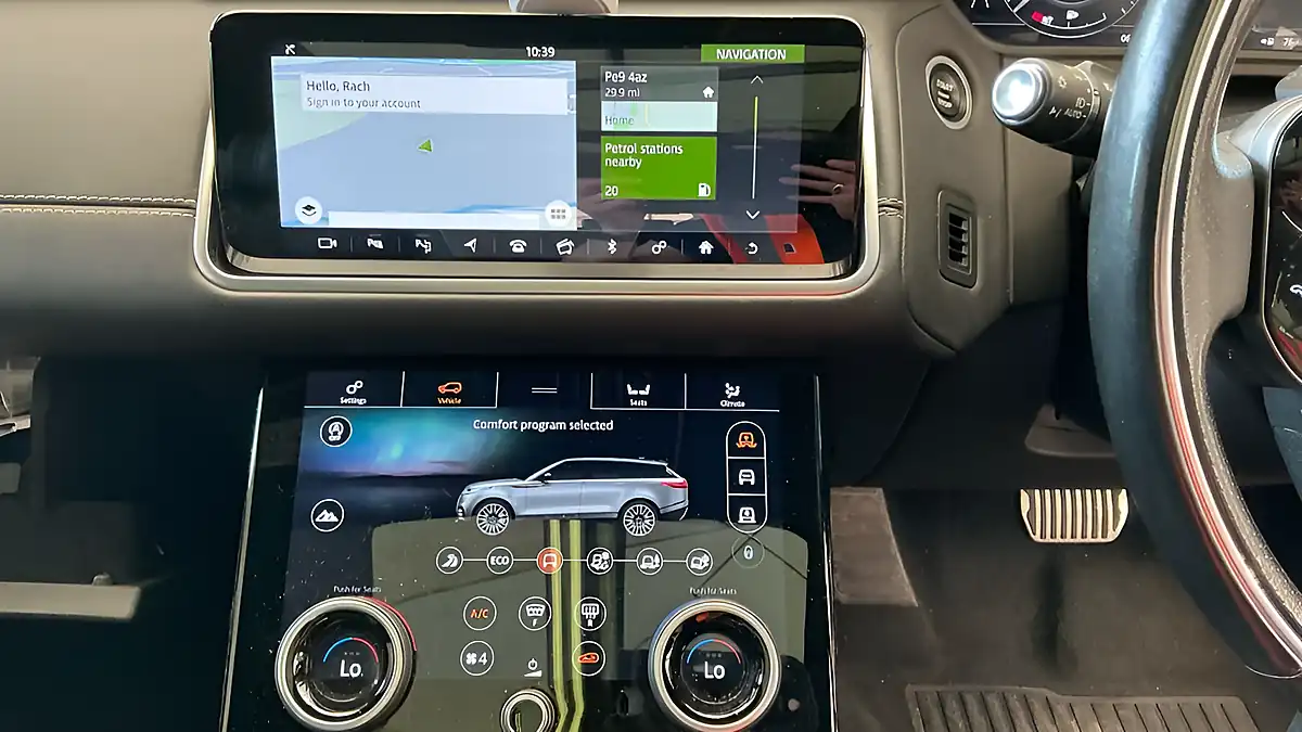 Used 2019 Land Rover Range Rover Velar R-Dynamic Hse Red - Interior and Exterior details 10