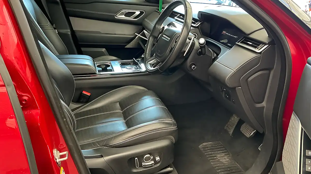 Used 2019 Land Rover Range Rover Velar R-Dynamic Hse Red - Interior and Exterior details 7