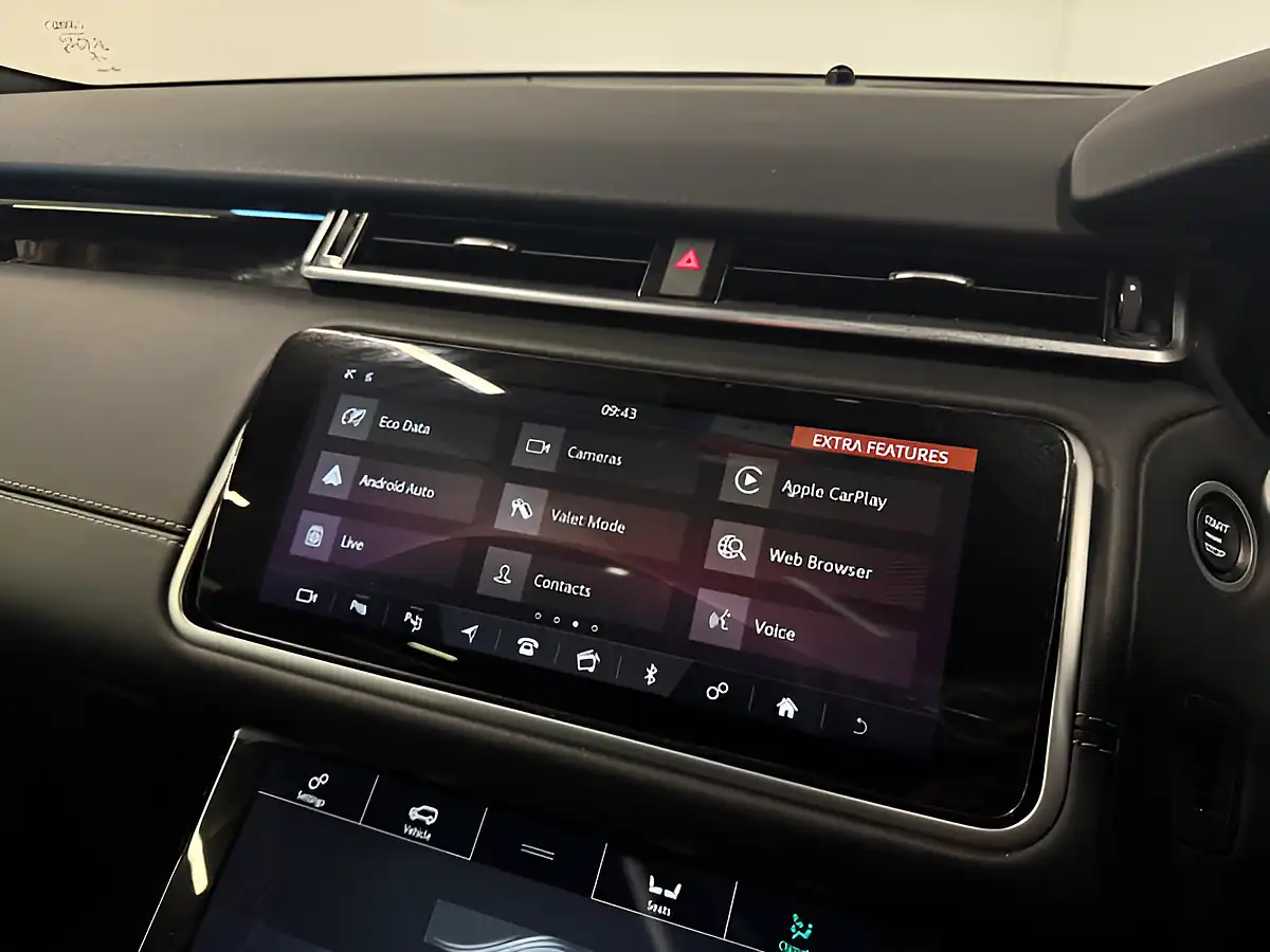 Used 2019 Land Rover Range Rover Velar R-Dynamic Hse Red - Interior and Exterior details 17