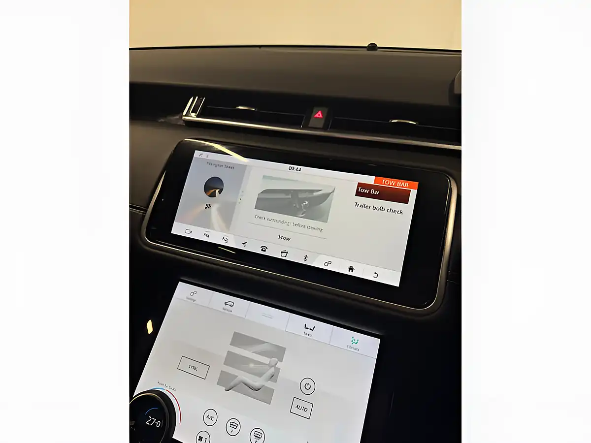 Used 2019 Land Rover Range Rover Velar R-Dynamic Hse Red - Interior and Exterior details 18