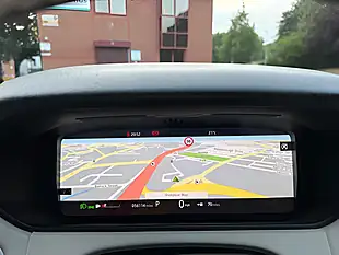 Used 2019 Land Rover Range Rover Velar R-Dynamic Hse Silver - Interior and Exterior details 17