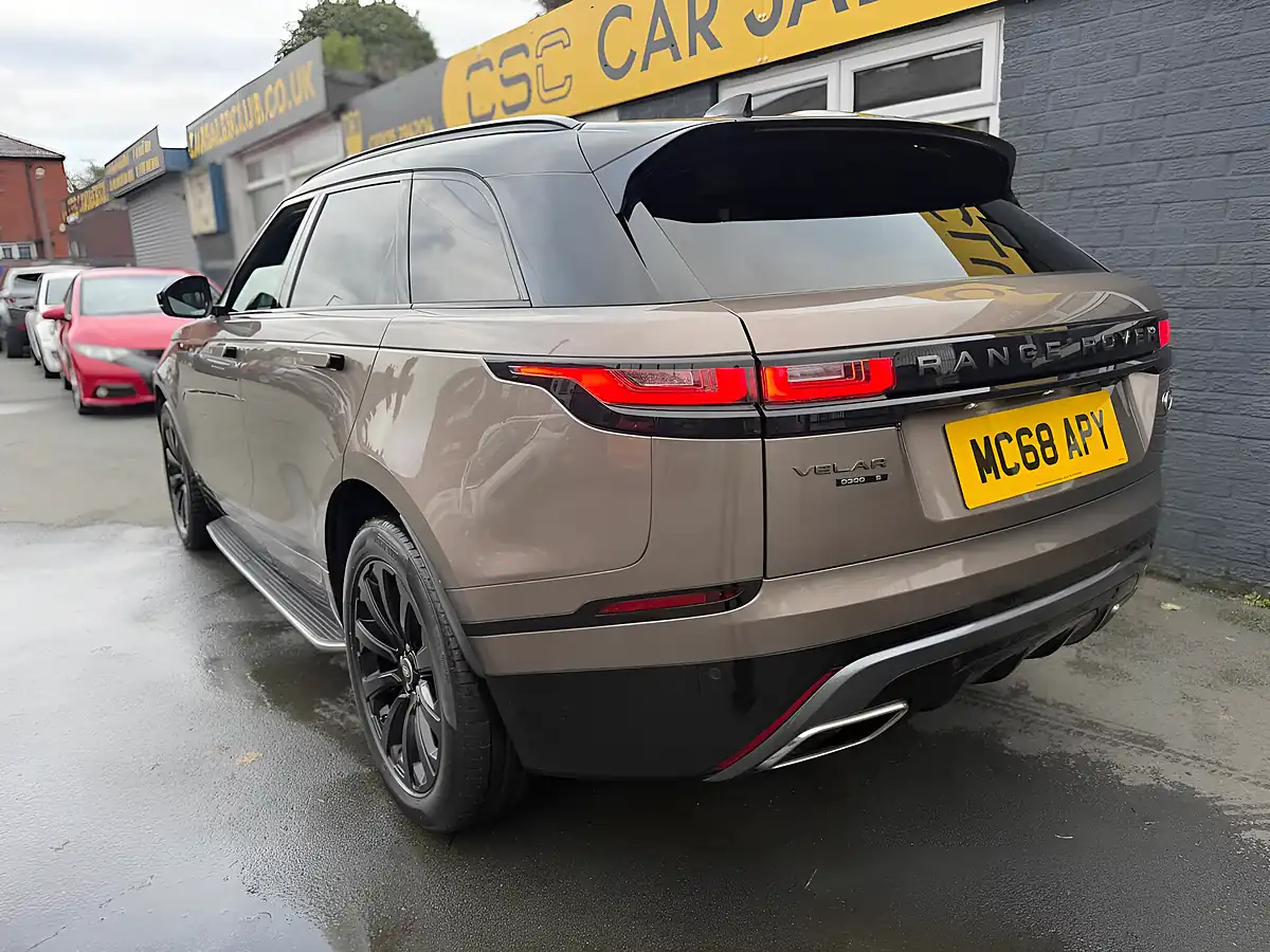Used 2019 Land Rover Range Rover Velar R-Dynamic S Brown - Interior and Exterior details 5