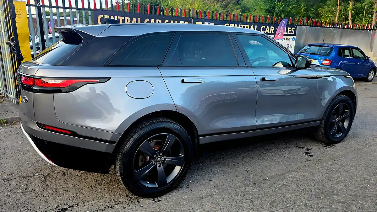 Used 2019 Land Rover Range Rover Velar R-Dynamic S Grey - Interior and Exterior details 8