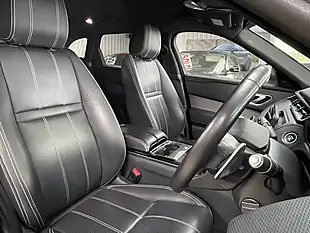 Used 2019 Land Rover Range Rover Velar R-Dynamic S Indus Silver - Interior and Exterior details 13