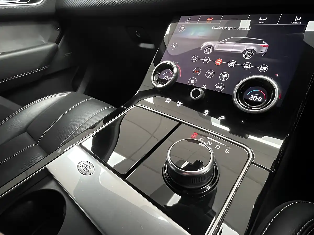 Used 2019 Land Rover Range Rover Velar R-Dynamic S Indus Silver - Interior and Exterior details 20