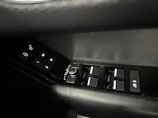 Used 2019 Land Rover Range Rover Velar R-Dynamic S Red - Interior and Exterior details 15