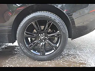Used 2019 Land Rover Range Rover Velar R-Dynamic S Santorini Black - Interior and Exterior details 13
