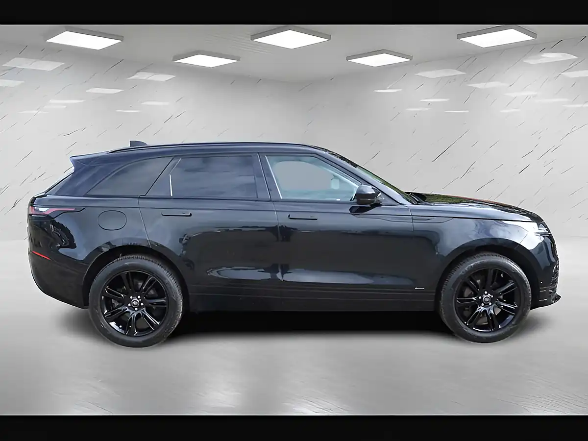 Used 2019 Land Rover Range Rover Velar R-Dynamic S Santorini Black - Interior and Exterior details 5