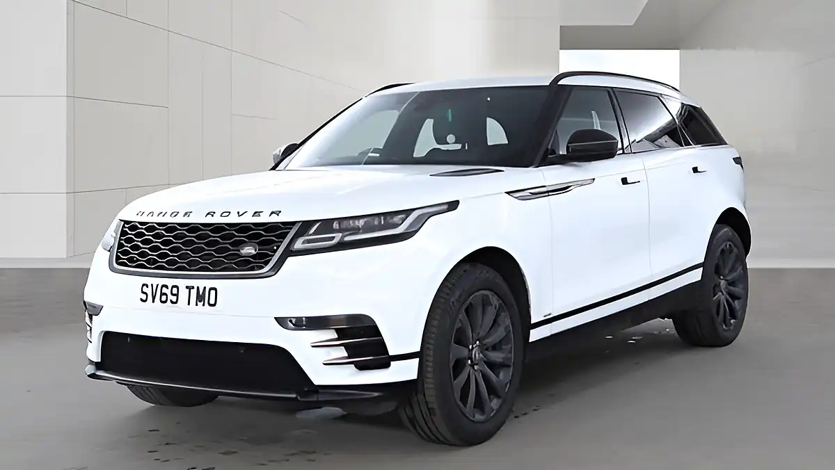 Used 2019 Land Rover Range Rover Velar R-Dynamic S White - Interior and Exterior details 3