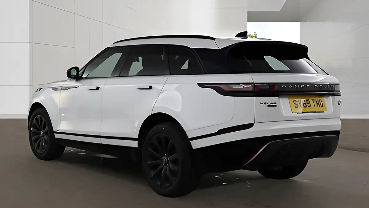 Used 2019 Land Rover Range Rover Velar R-Dynamic S White - Interior and Exterior details 6
